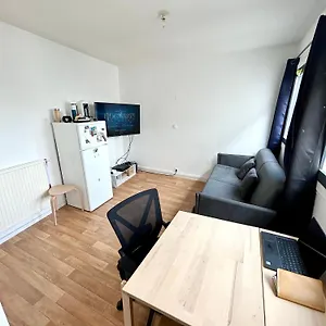  Appartement Petit Etudiant Sur La Canal De L'ourcq
